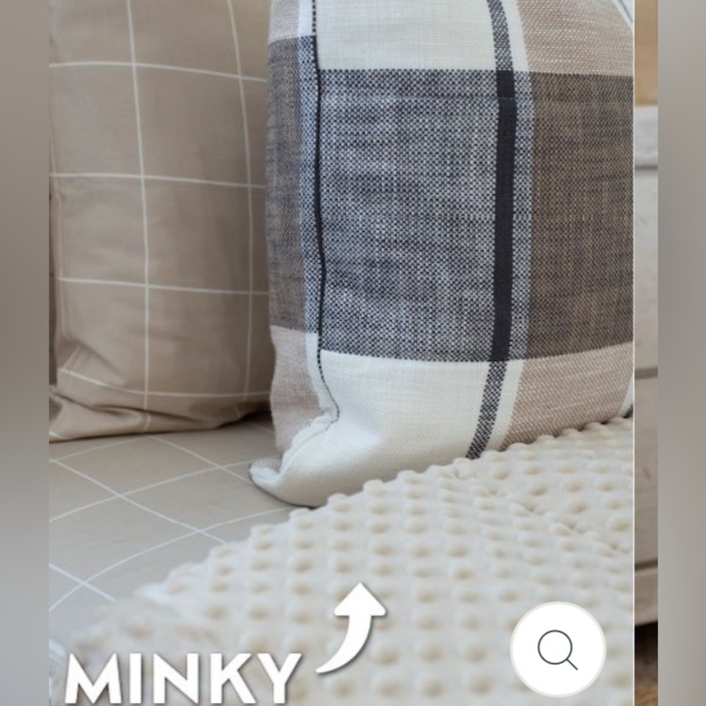 BEDDYS ERIN RV KING ORIGINAL BASE W/ MINKY